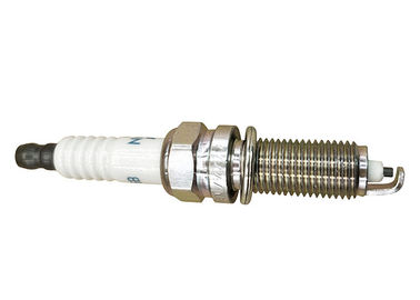 18855-10060 LZKR6B-10E Car Spark Plug For 2010 2011 Kia Soul 1.6L Hyundai I20 I30